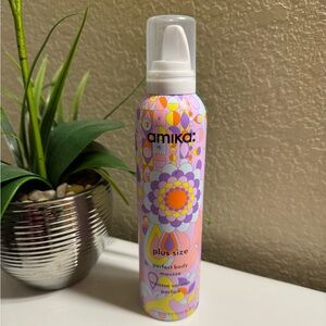 New Amika Plus Size Perfect Body Mousee